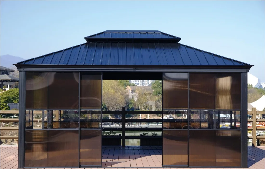 Enclosed hard-roof garden pavilion